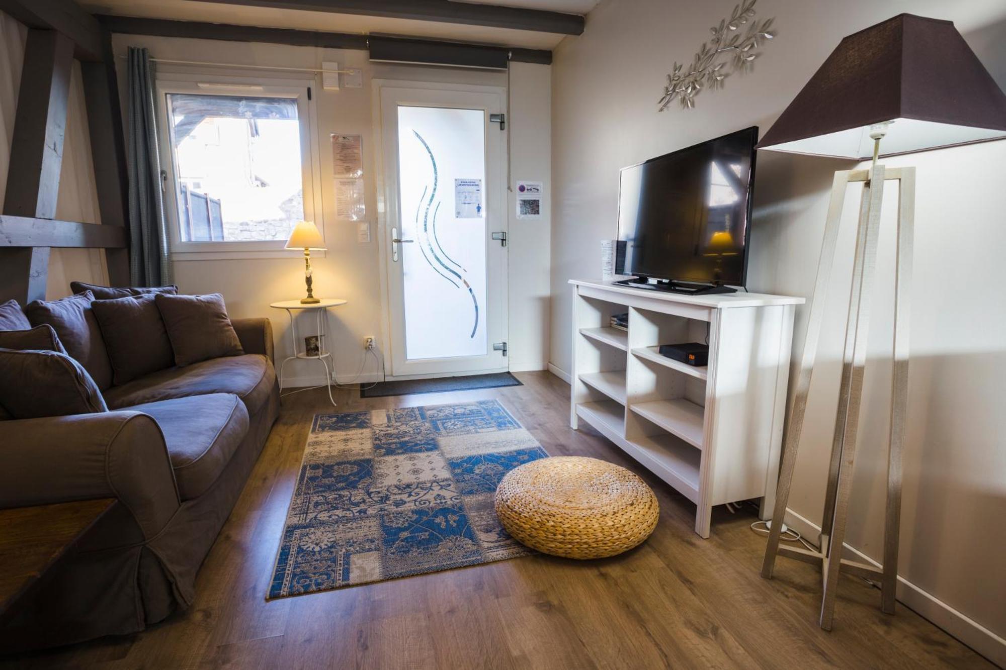 Meubles De Tourisme Griotte Et Cannelle Apartman Bergbieten Szoba fotó
